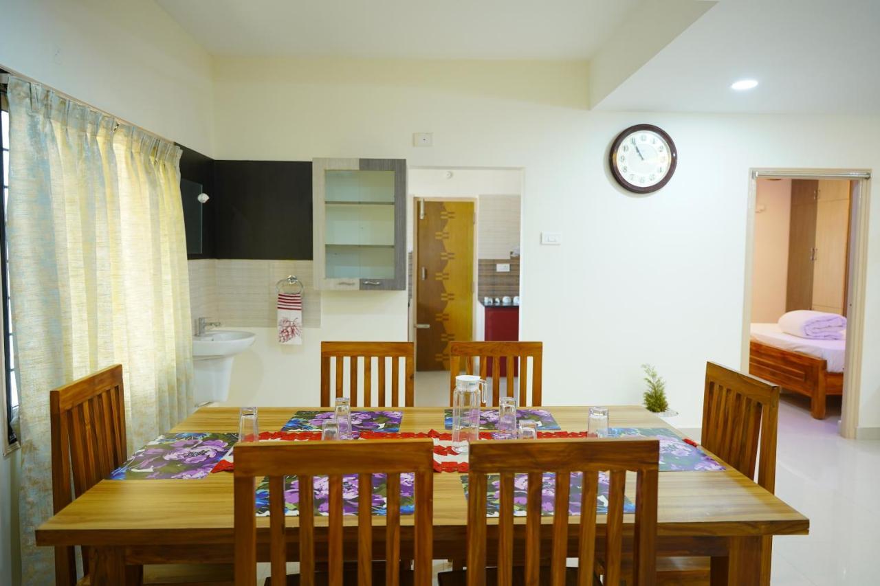 Priya Woodz Homestay, Tirupati Eksteriør bilde